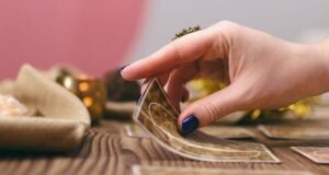 Tips On The Difference Between Tarot Readings And Psychic Tarot Readings