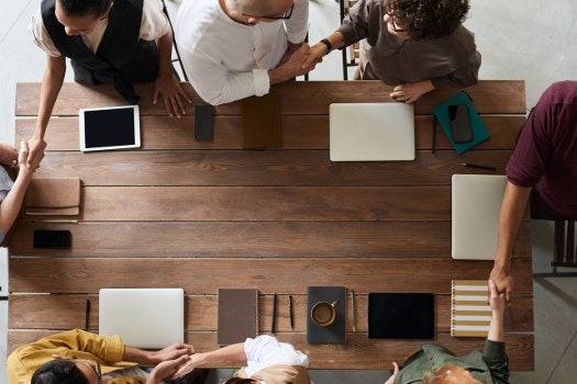 7 Tips to Encourage Collaboration Across Departments