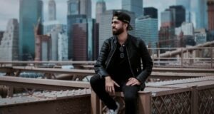 Best 5 Essential Leather Accessories for Men