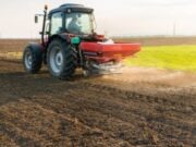 Role of Fertilizers in Agriculture - Its Pros and Cons