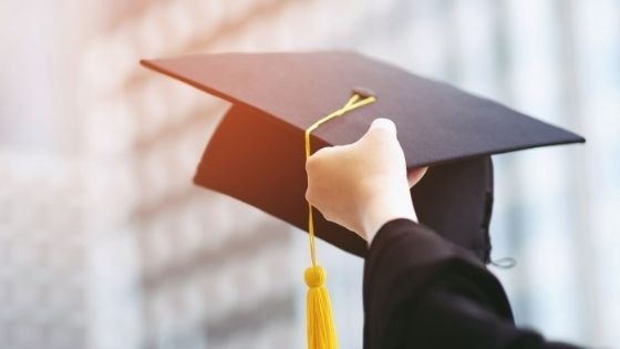 Buying Guide: How to Find the Perfect Graduation Present